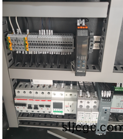 D:\Documents\Desktop\圖片1.png D:\Documents\Desktop\圖片1.png