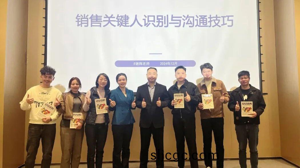 充(chong)電3.jpg 充電3.jpg