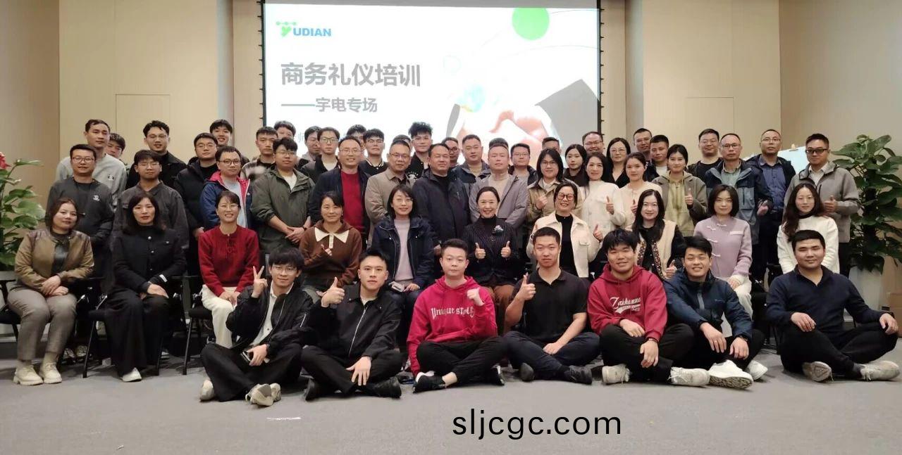 充電(dian)4.jpg 充(chong)電4.jpg