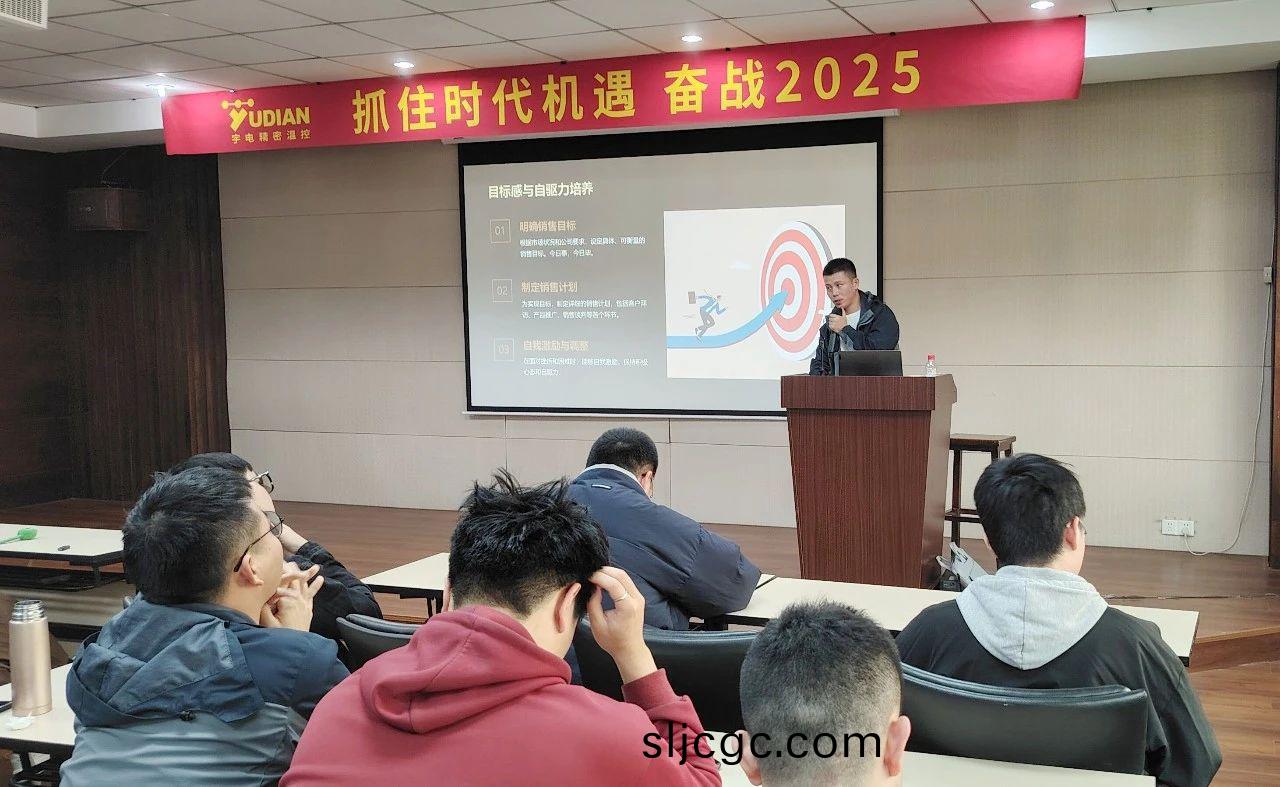 充(chong)電6.jpg 充電(dian)6.jpg